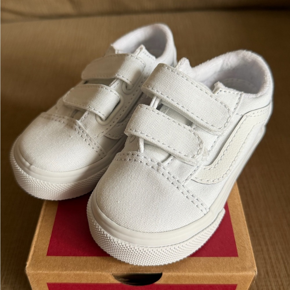 Vans (New)